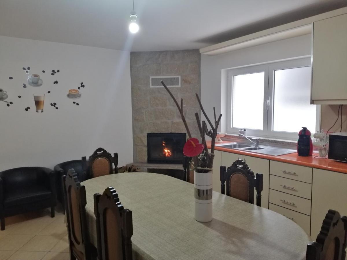 Casa Do Adro - Serra Da Estrela Cortes do Meio Exteriör bild